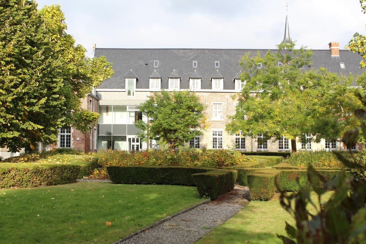 Irish College Leuven Hotel ภายนอก รูปภาพ