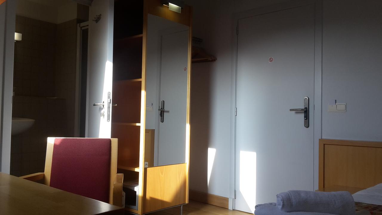 Irish College Leuven Hotel ภายนอก รูปภาพ