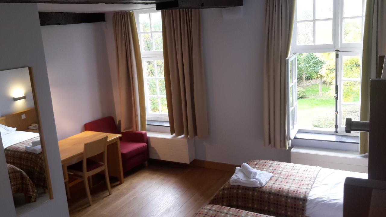 Irish College Leuven Hotel ภายนอก รูปภาพ